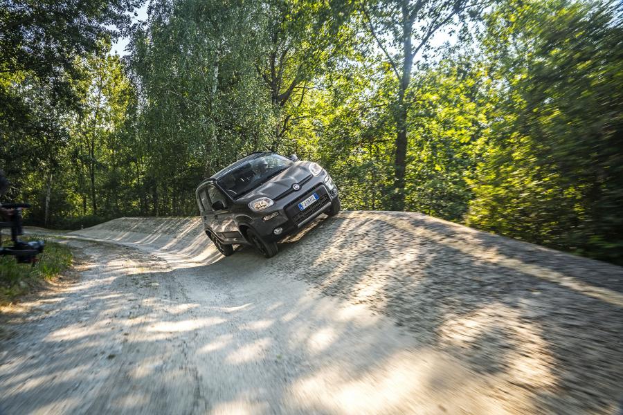  Fiat Panda 4x4 2017 года  (фото 10 из 26)
